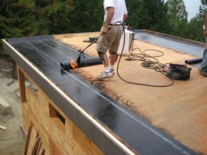Как правильно покрыть крышу гаража Технониколем своими руками